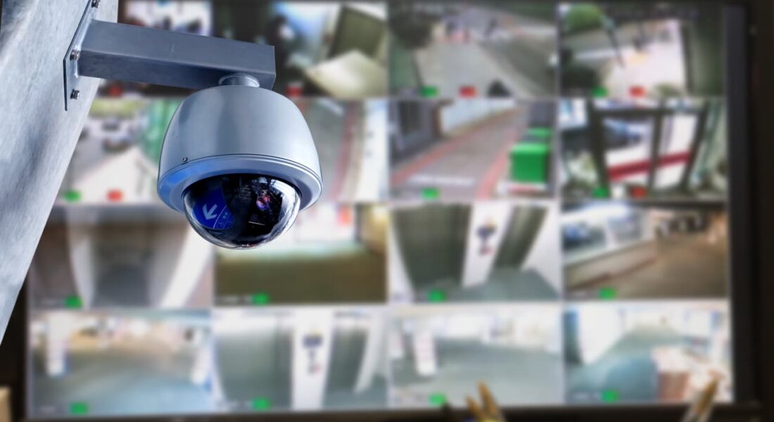 Video-monitoring-v-traditional-security